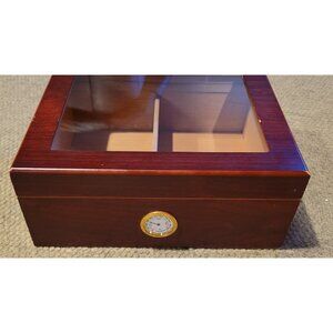 Desktop Humidifier Humidor 50 Cigars Wood Box with Glass Top-Cedar Wood Divider